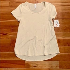 NWT LuLaRoe shirt